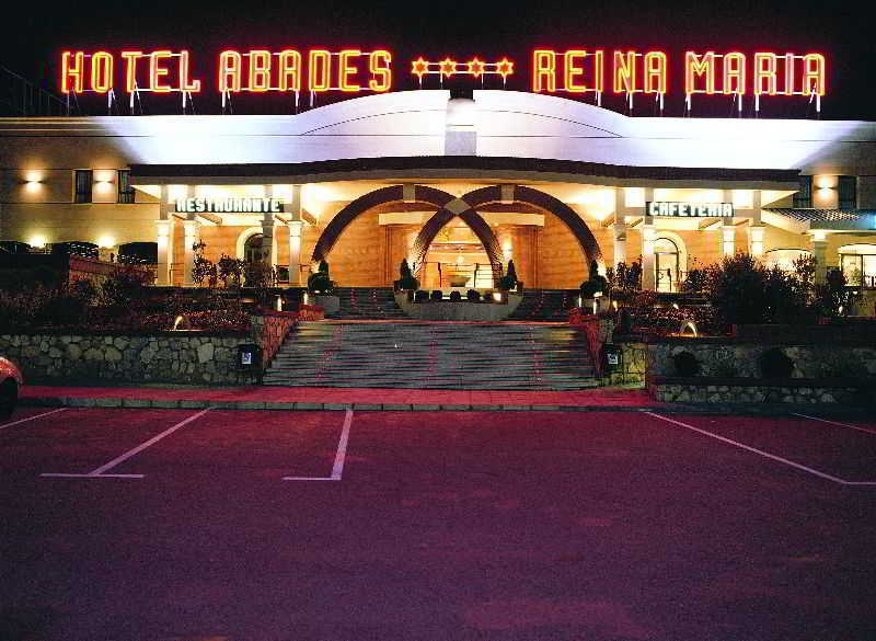Hotel Abades กวาดิกซ์ ภายนอก รูปภาพ