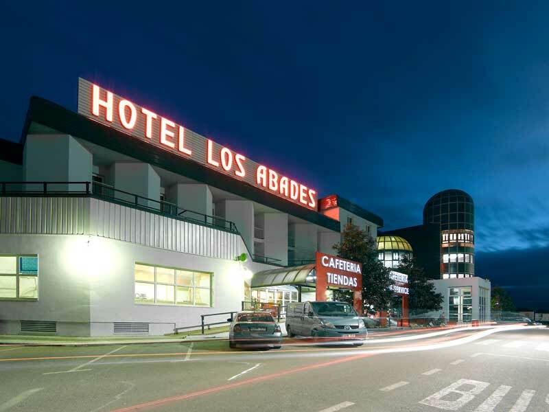 Hotel Abades กวาดิกซ์ ภายนอก รูปภาพ